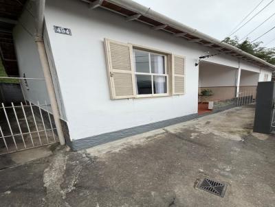 Casa para Venda, em Petr�polis, bairro Valparaiso, 2 dormit�rios, 1 banheiro