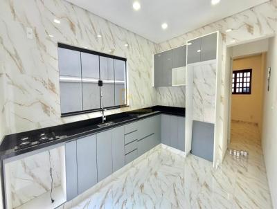 Casa para Loca��o, em Itapetininga, bairro Vila Carvalho, 3 dormit�rios, 3 banheiros, 1 su�te, 2 vagas