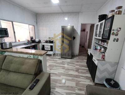 Casas 2 Quartos para Venda, em Caraguatatuba, bairro Balne�rio dos Golfinhos, 2 dormit�rios, 2 banheiros, 1 su�te, 2 vagas