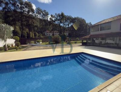Casa para Venda, em Juiz de Fora, bairro Novo Horizonte, 5 dormit�rios, 7 banheiros, 3 su�tes, 2 vagas