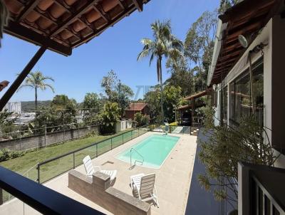 Casa para Venda, em Juiz de Fora, bairro S�o Pedro, 4 dormit�rios, 1 banheiro, 1 su�te, 3 vagas