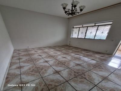 Casa para Loca��o, em Volta Redonda, bairro Bom Jesus, 3 dormit�rios, 2 banheiros, 1 vaga