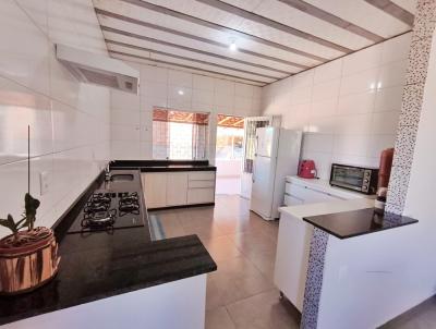 Casa para Venda, em Betim, bairro Parque do Cedro (Icaivera), 3 dormit�rios, 2 banheiros, 1 su�te, 1 vaga
