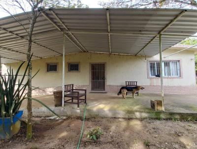 S�tio para Venda, em Mogi das Cruzes, bairro Taia�upeba, 2 banheiros, 3 su�tes