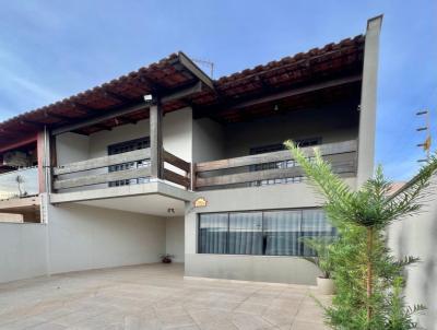 Sobrado para Venda, em Londrina, bairro Pacaembu, 3 dormit�rios, 3 banheiros, 1 su�te