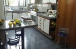 Cozinha c/ mesa de granito