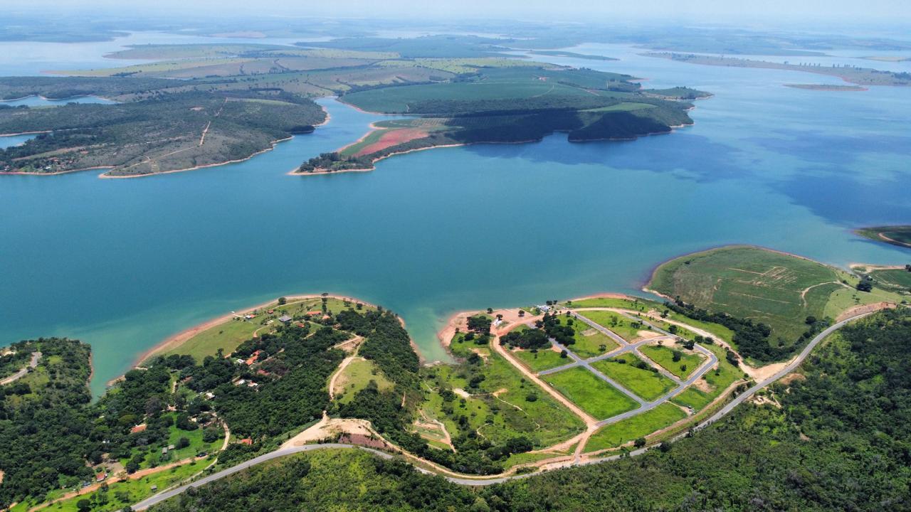 GRANDE OPORTUNIDADE DE ADQUIRIR UM LOTE NO LAGO DE FURNAS